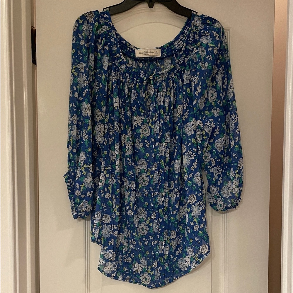 Abercrombie & Fitch Blue Floral Blouse